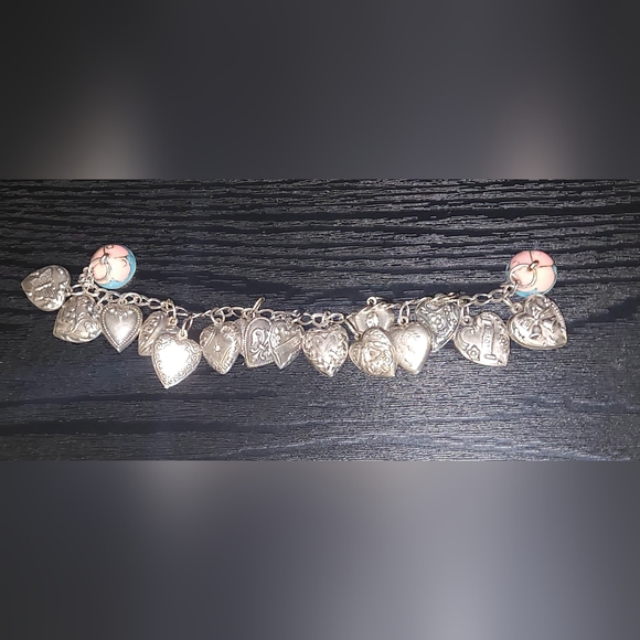 SOLD🔥💕Antique Victorian Sterling Silver 16 Puffy Heart Charm Bracelet Enamel - Picture 16 of 17